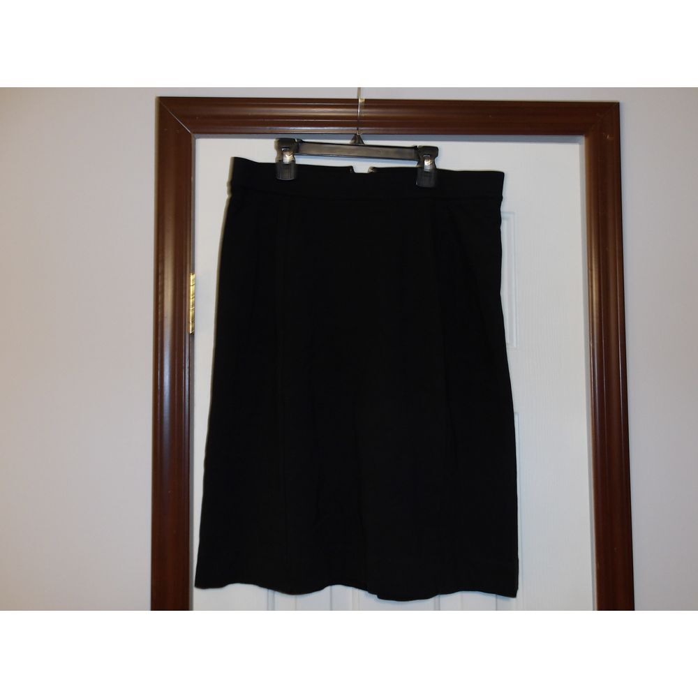 Lands' End Classic Black A-Line Skirt Professional Office Wear Size 14